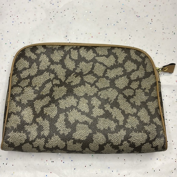 YSL Yves Saint Laurent Clutch - Picture 2 of 7